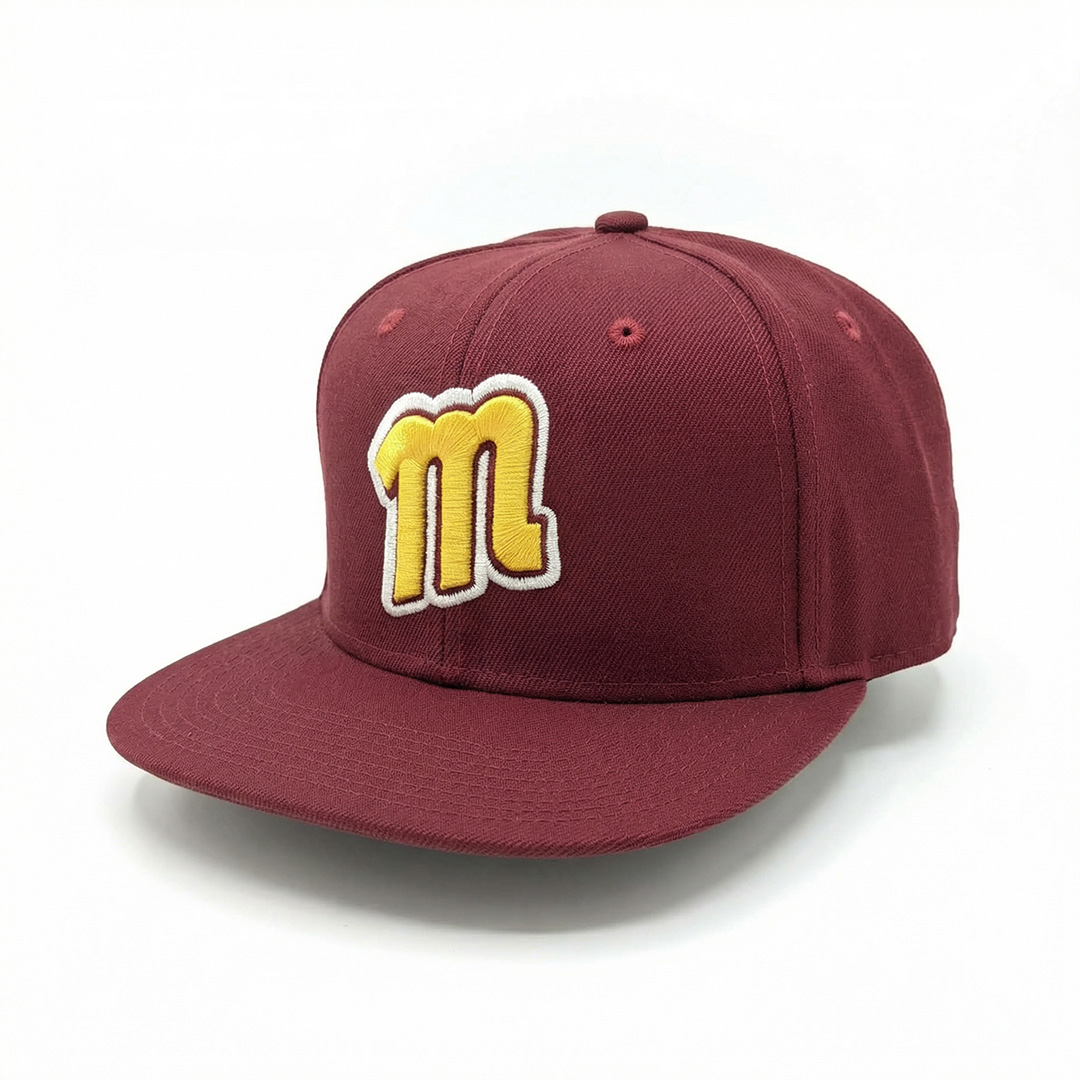 na62 Gorra Magallanes Versión Vinotinto - Imagen 1